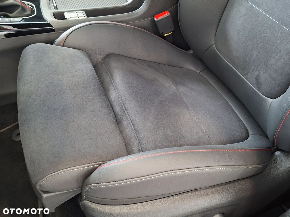 Hyundai i30 - 32