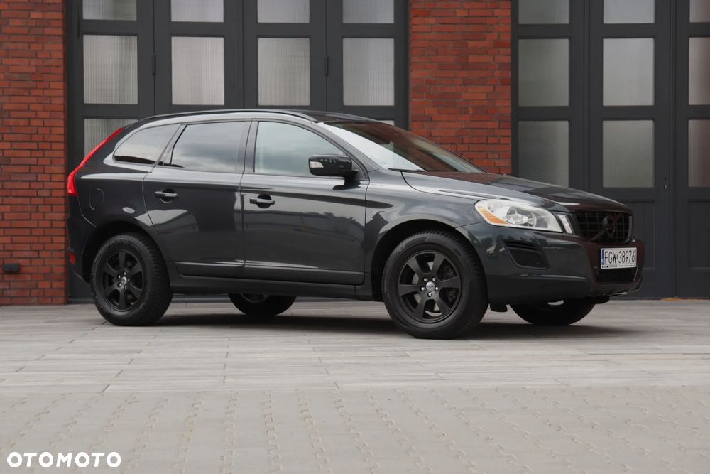 Volvo XC 60 D3 Momentum - 9
