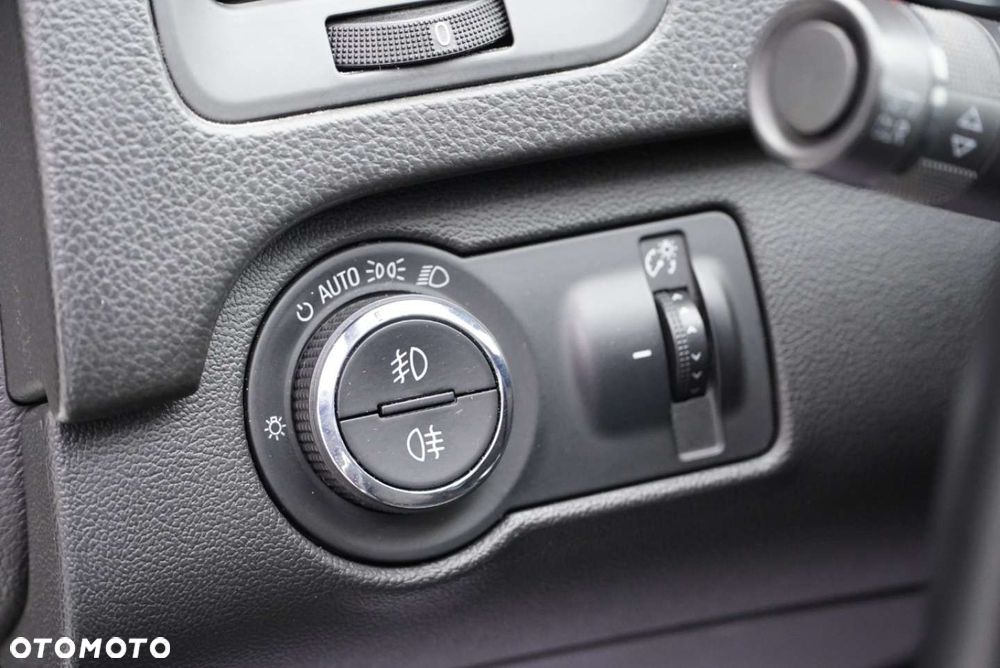 Opel Insignia 2.0 CDTI - 19