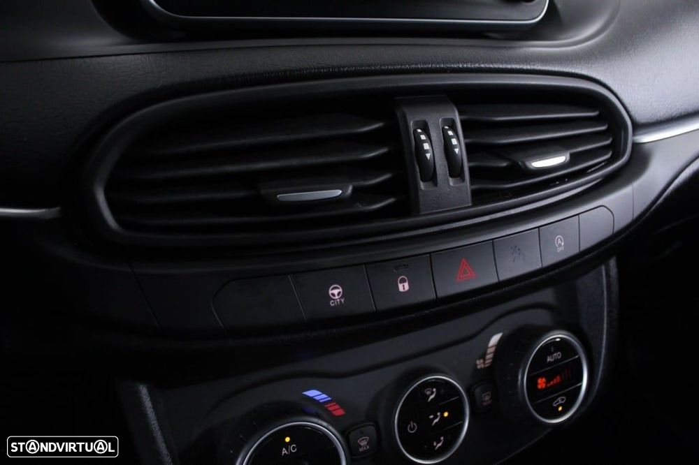 Fiat Tipo 1.3 M-Jet Lounge - 28