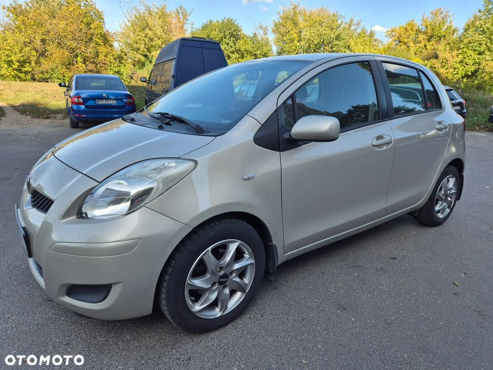 Toyota Yaris 1.33 Luna - 1