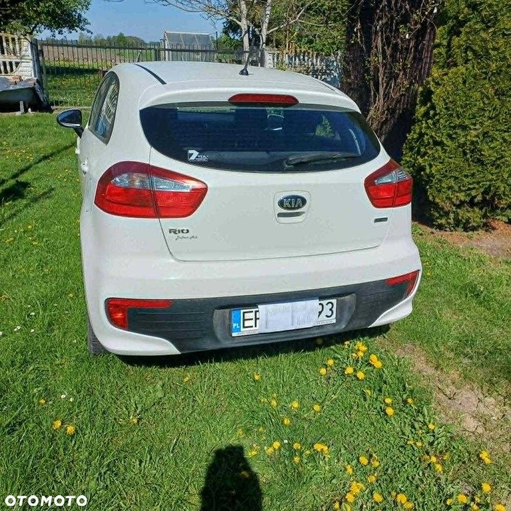 Kia Rio 1.1 crdi M - 8