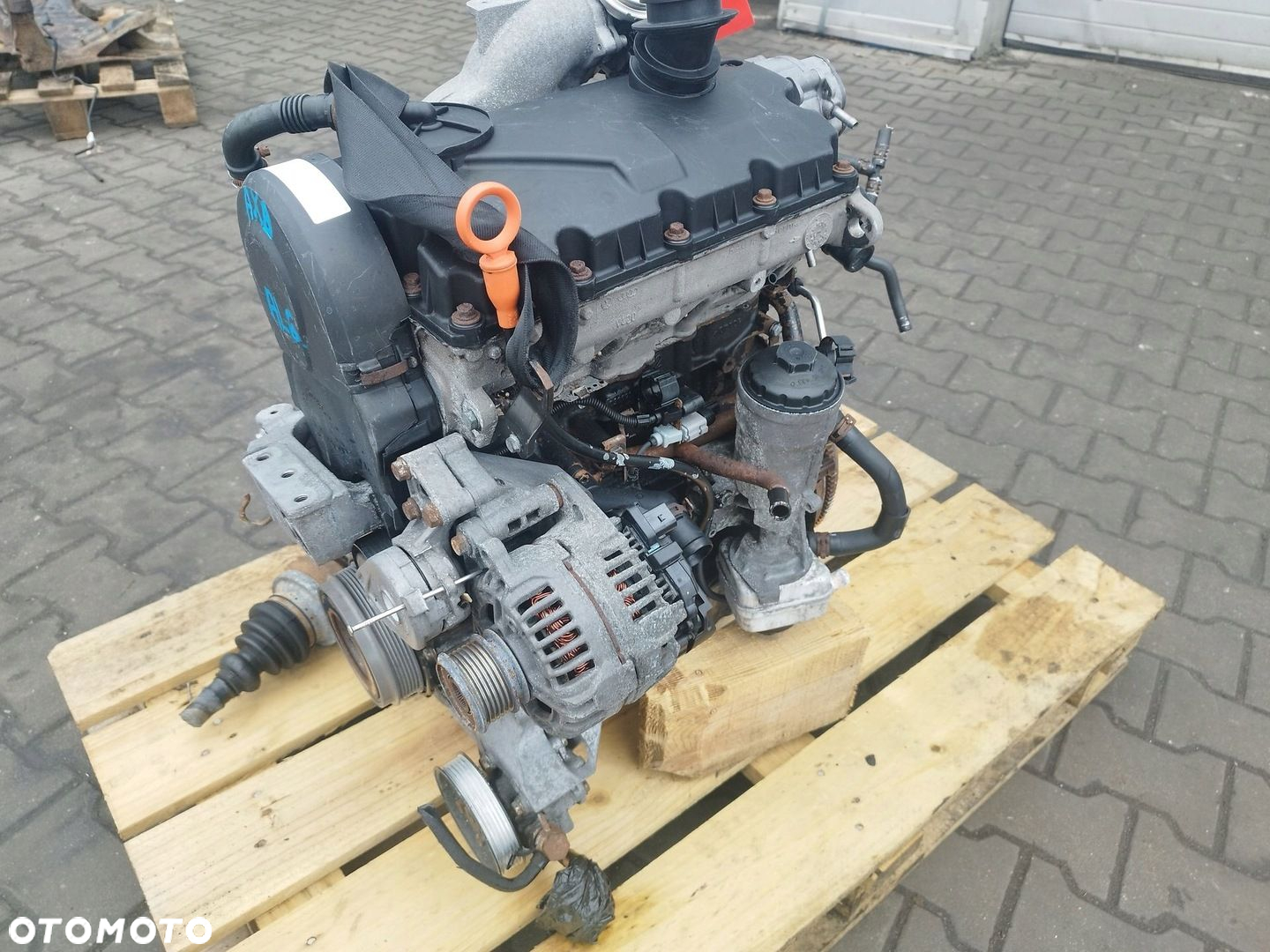 KOMPLETNY SILNIK VW TRANSPORTER T5 1.9 TDI AXB - 2