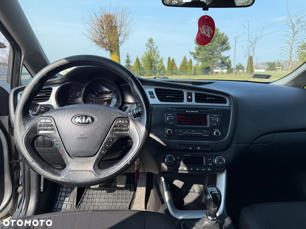 Kia Ceed 1.6 CRDi L - 11