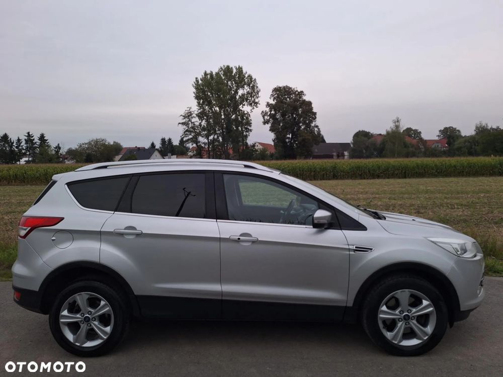 Ford Kuga 2.0 TDCi 4WD Titanium - 5