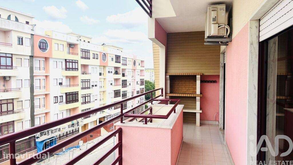 Apartamento T4 em Setúbal (São Sebastião) de 212,00 m2 - Grande imagem: 2/30