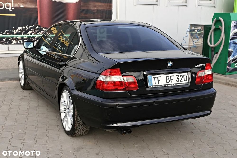 BMW Seria 3 320i - 21