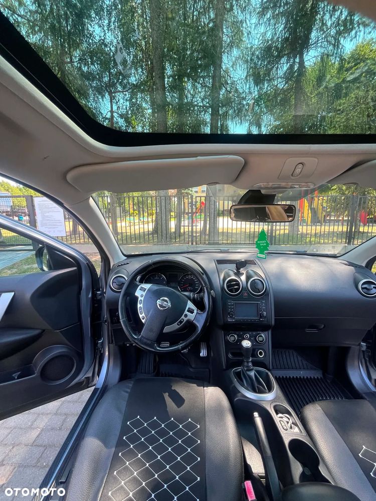 Nissan Qashqai 2.0 dCi DPF acenta - 24