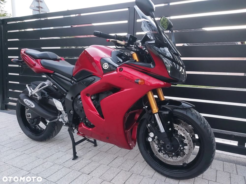 Yamaha FZ - 8
