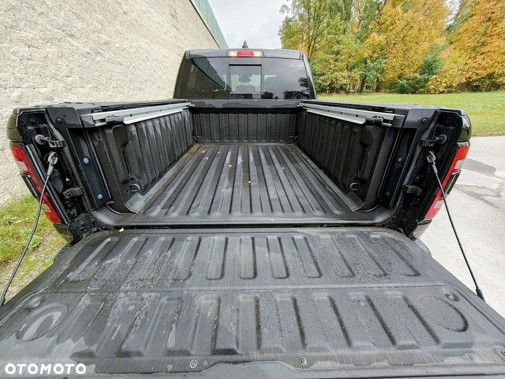 RAM 1500 5.7 Crew Cab Bighorn - 6