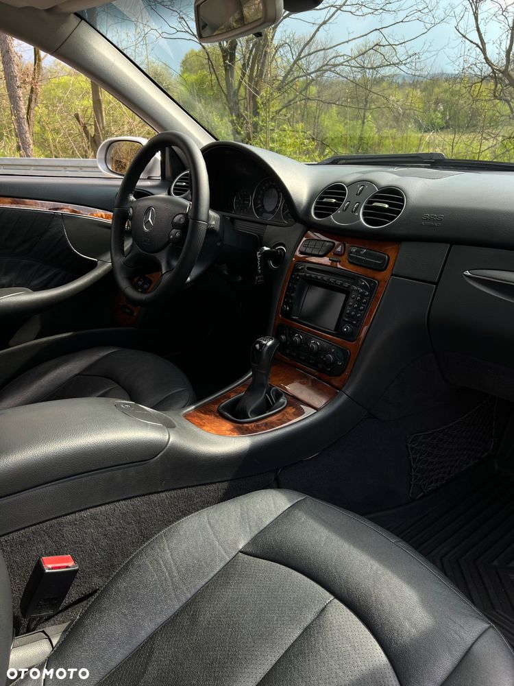 Mercedes-Benz CLK 270 CDI Elegance - 11
