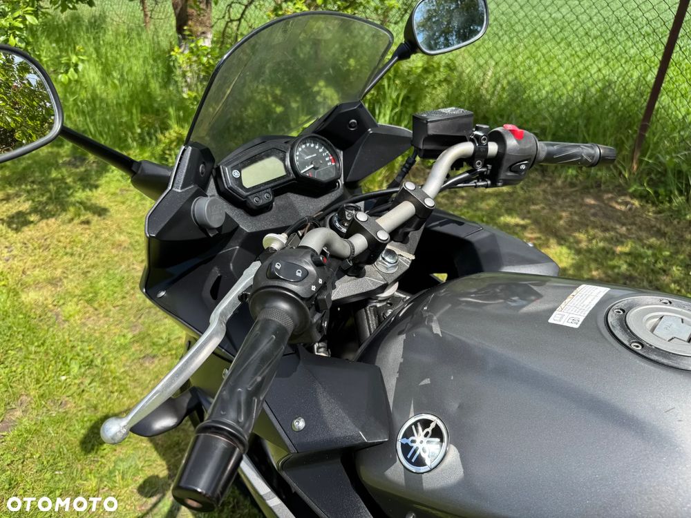 Yamaha XJ - 22