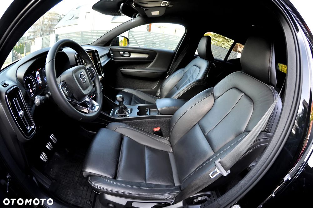 Volvo XC 40 T3 - 23