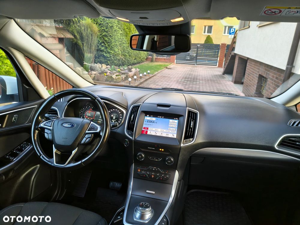 Ford S-Max 2.0 EcoBlue Titanium - 12
