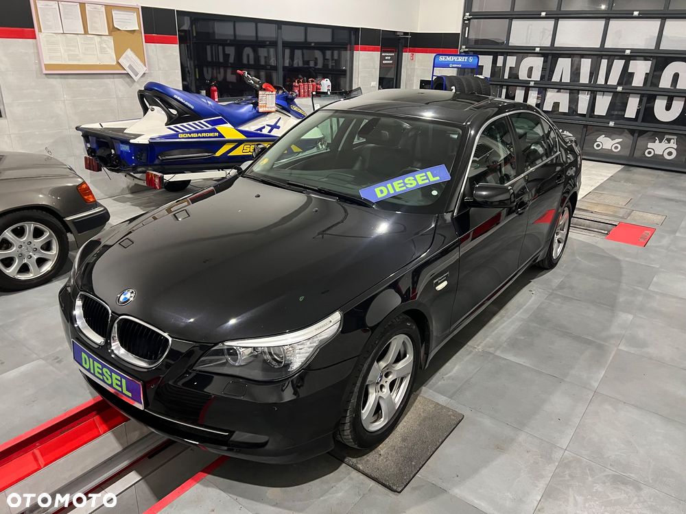 BMW Seria 5 520d Edition Fleet Sport - 2