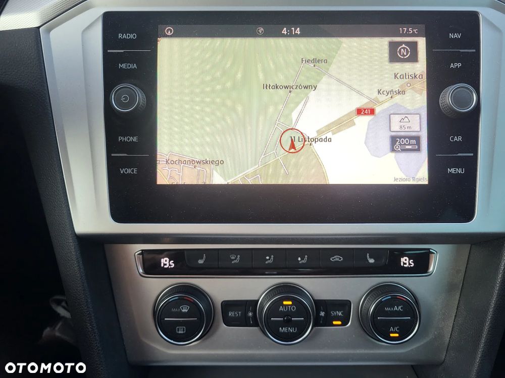 Volkswagen Passat 2.0 TDI SCR DSG Business - 15