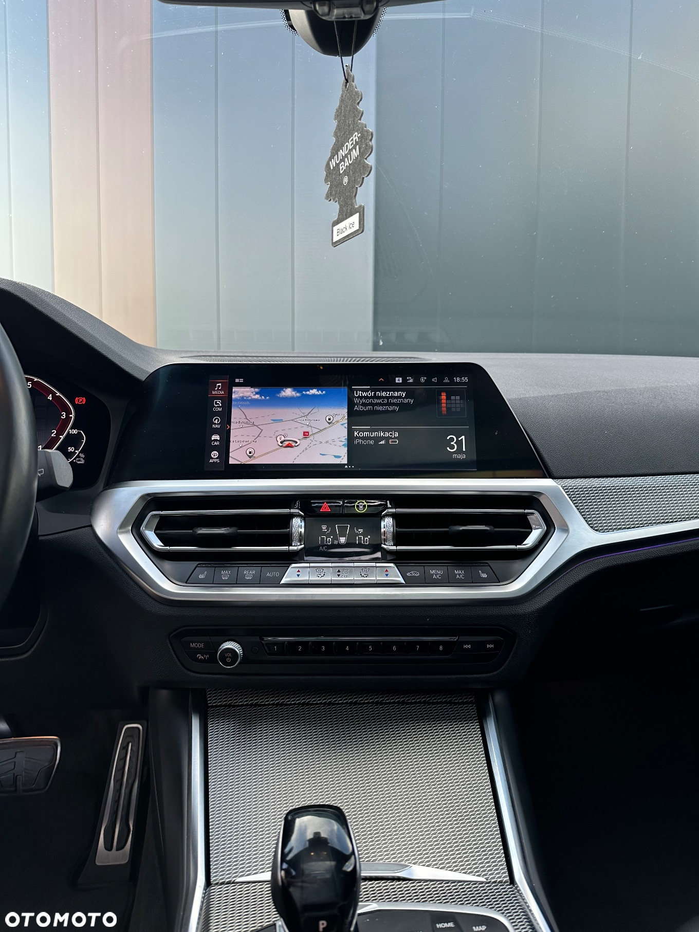 BMW Seria 3 330e M Sport sport - 9