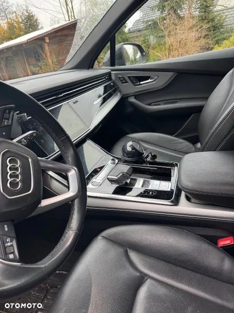 Audi Q7 - 4