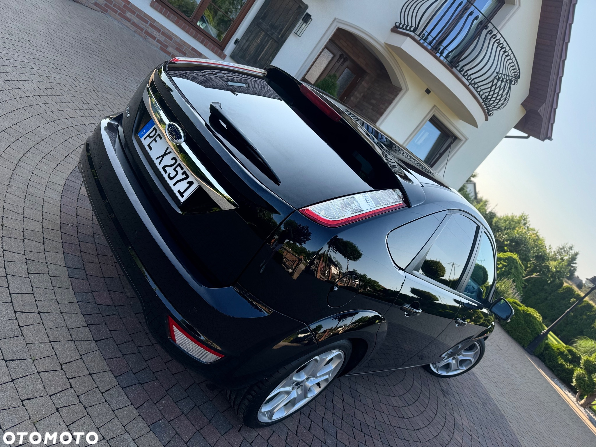 Ford Focus 2.0 ZX5 SE - 16