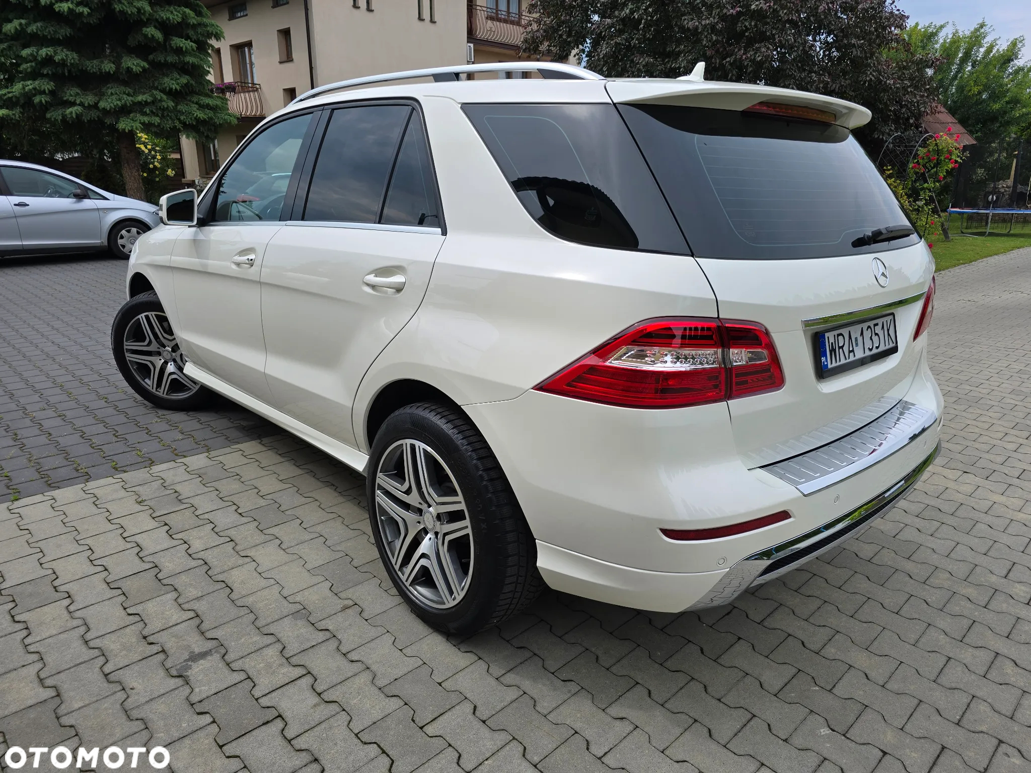 Mercedes-Benz ML 350 4MATIC (BlueEFFICIENCY) 7G-TRONIC - 4