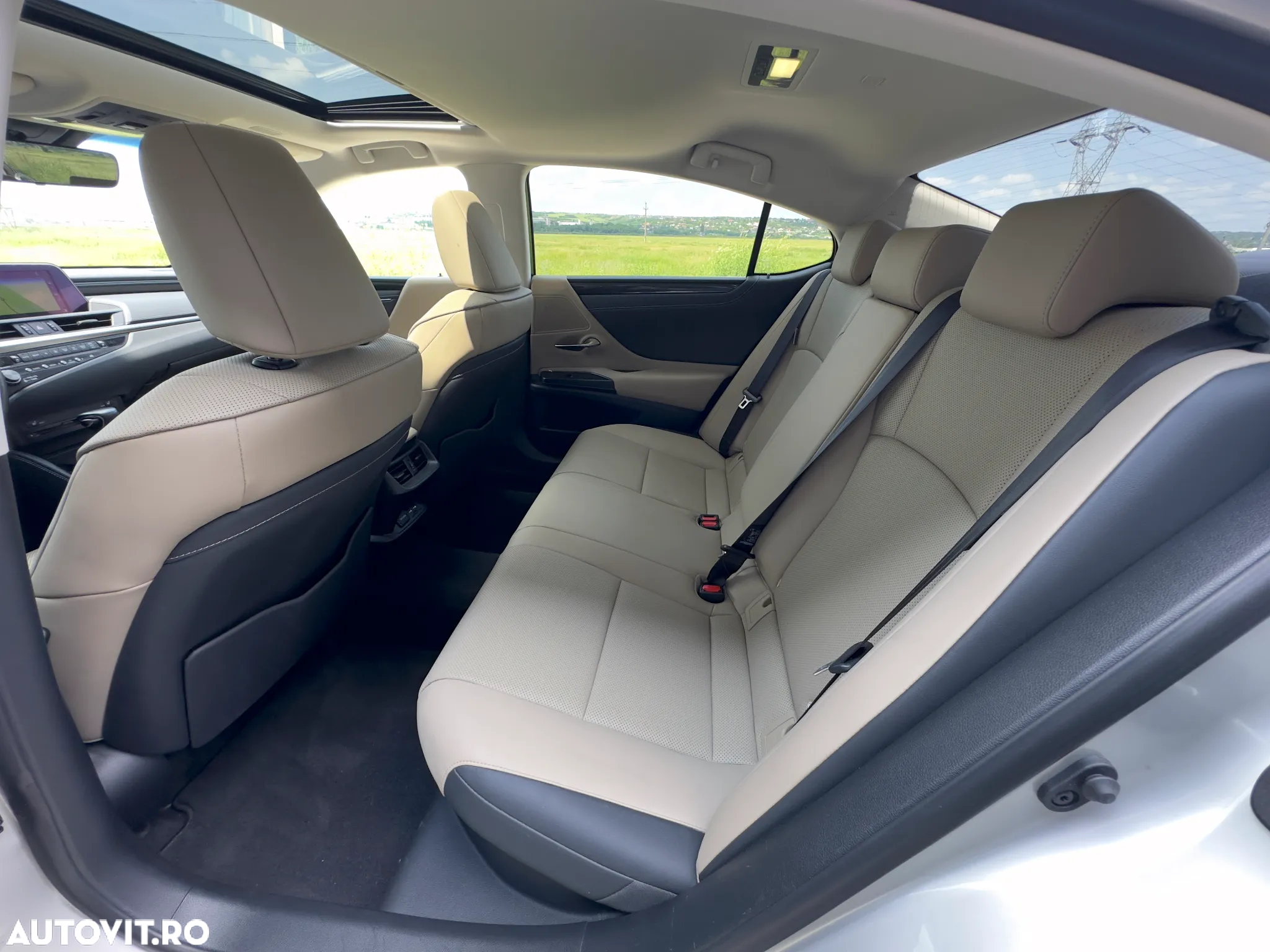 Lexus Seria ES 300h Executive Line - 15
