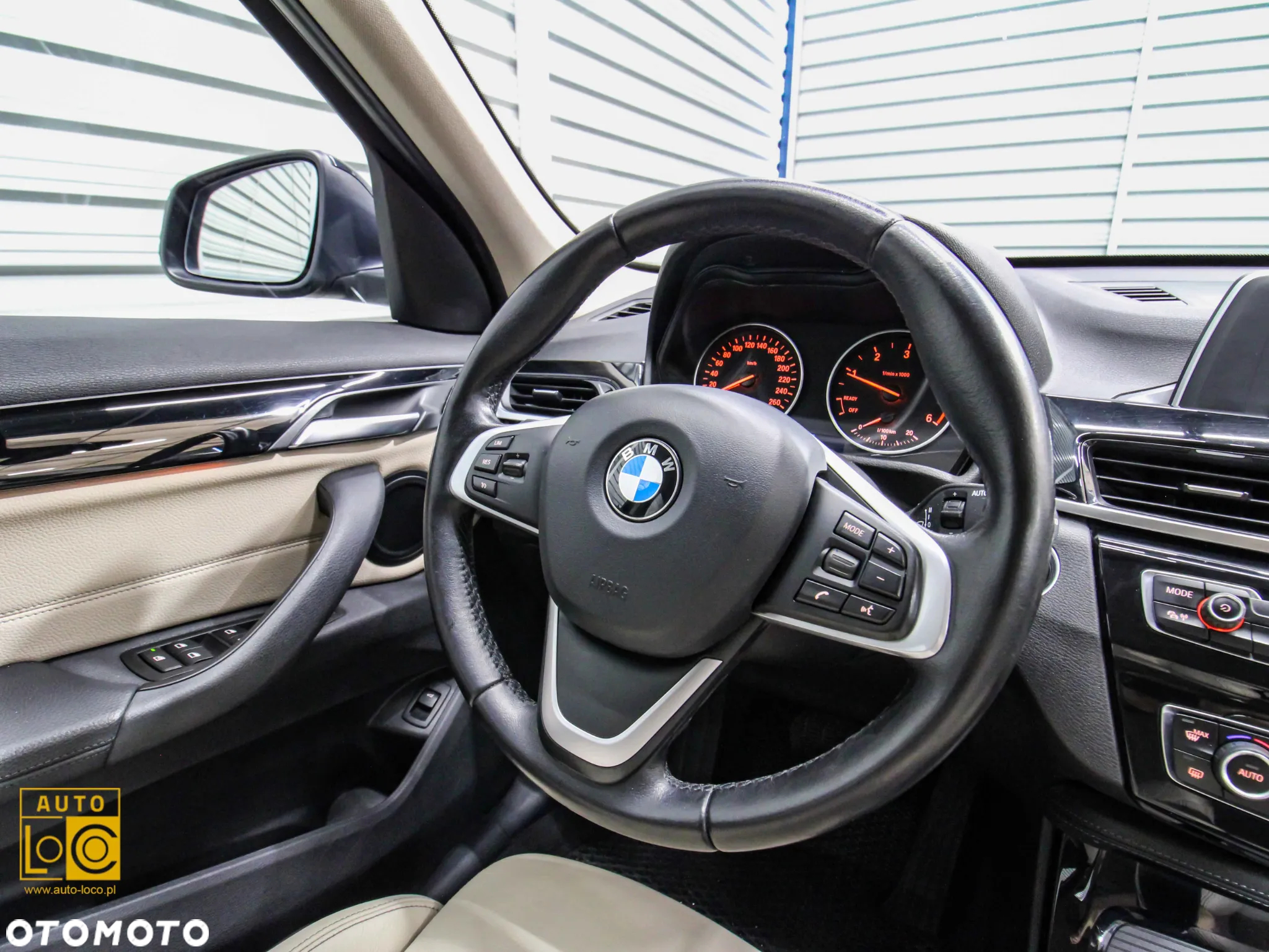 BMW X1 xDrive18d xLine - 27
