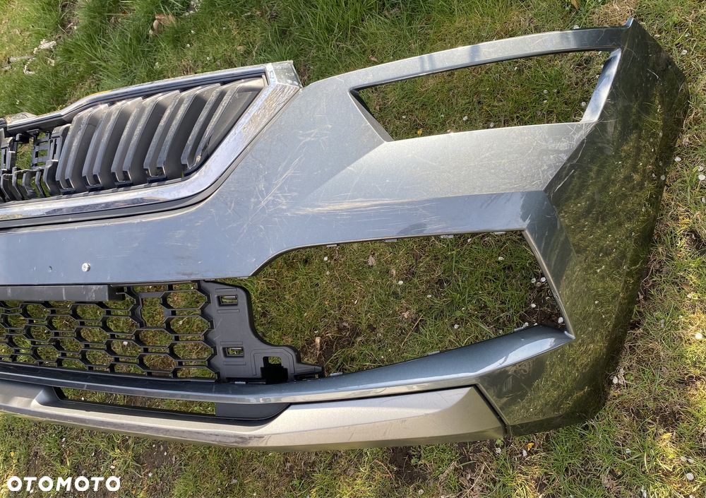 SKODA KAMIQ zderzak przedni przód metal grau - 4