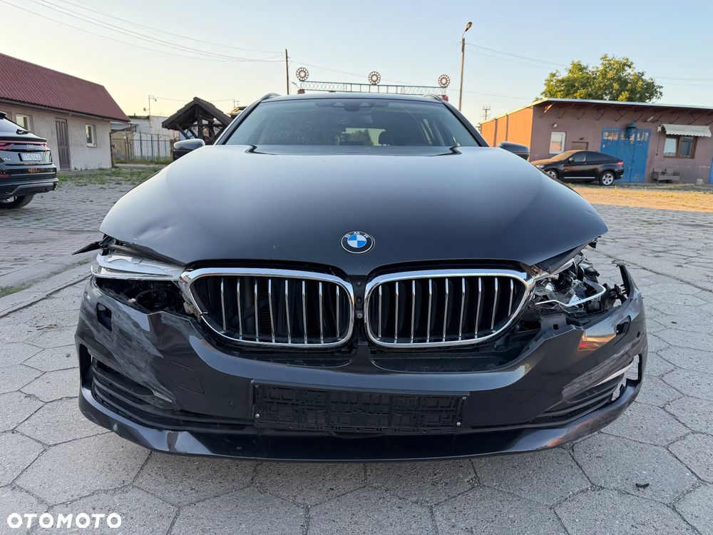 BMW Seria 5 530d xDrive Sport Line - 9