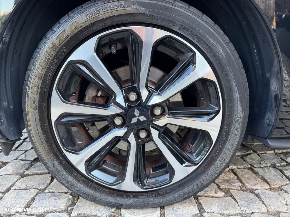 Mitsubishi Space Star 1.2 Intense - 15