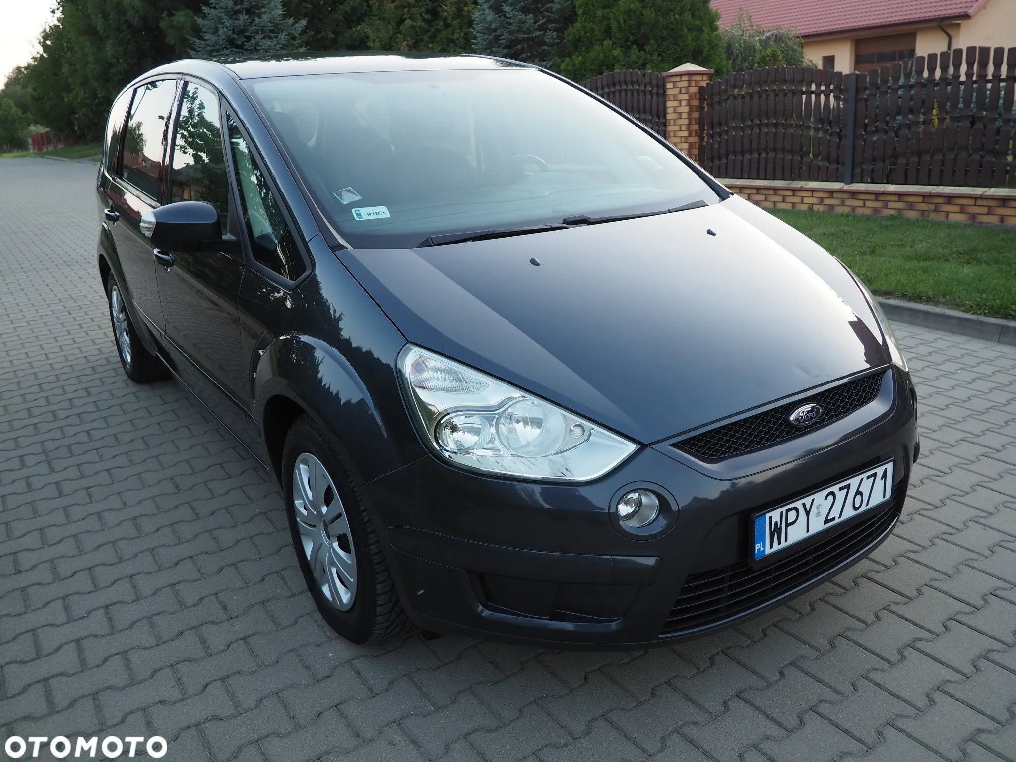 Ford S-Max - 23