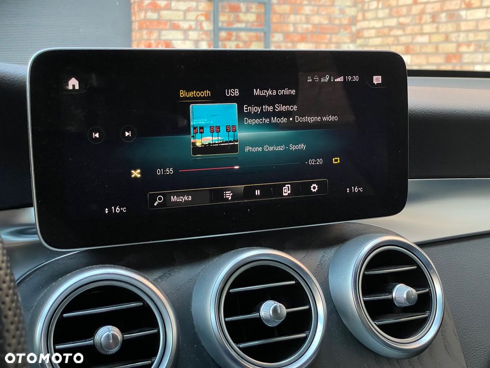 Mercedes-Benz GLC 220 d 4Matic 9G-TRONIC AMG Line - 26