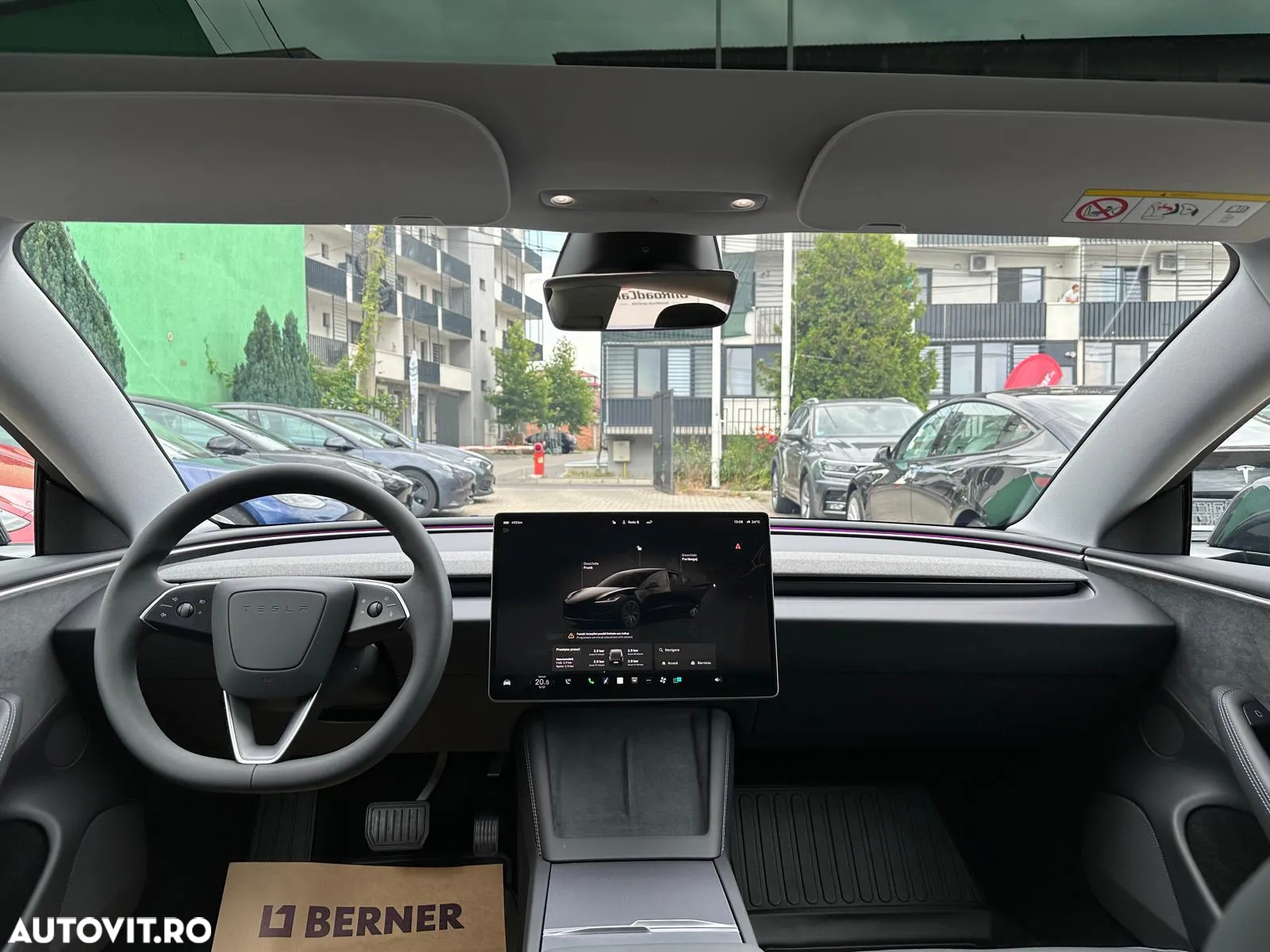 Tesla Model 3 Langstreckenbatterie Allradantrieb Dual Motor - 26