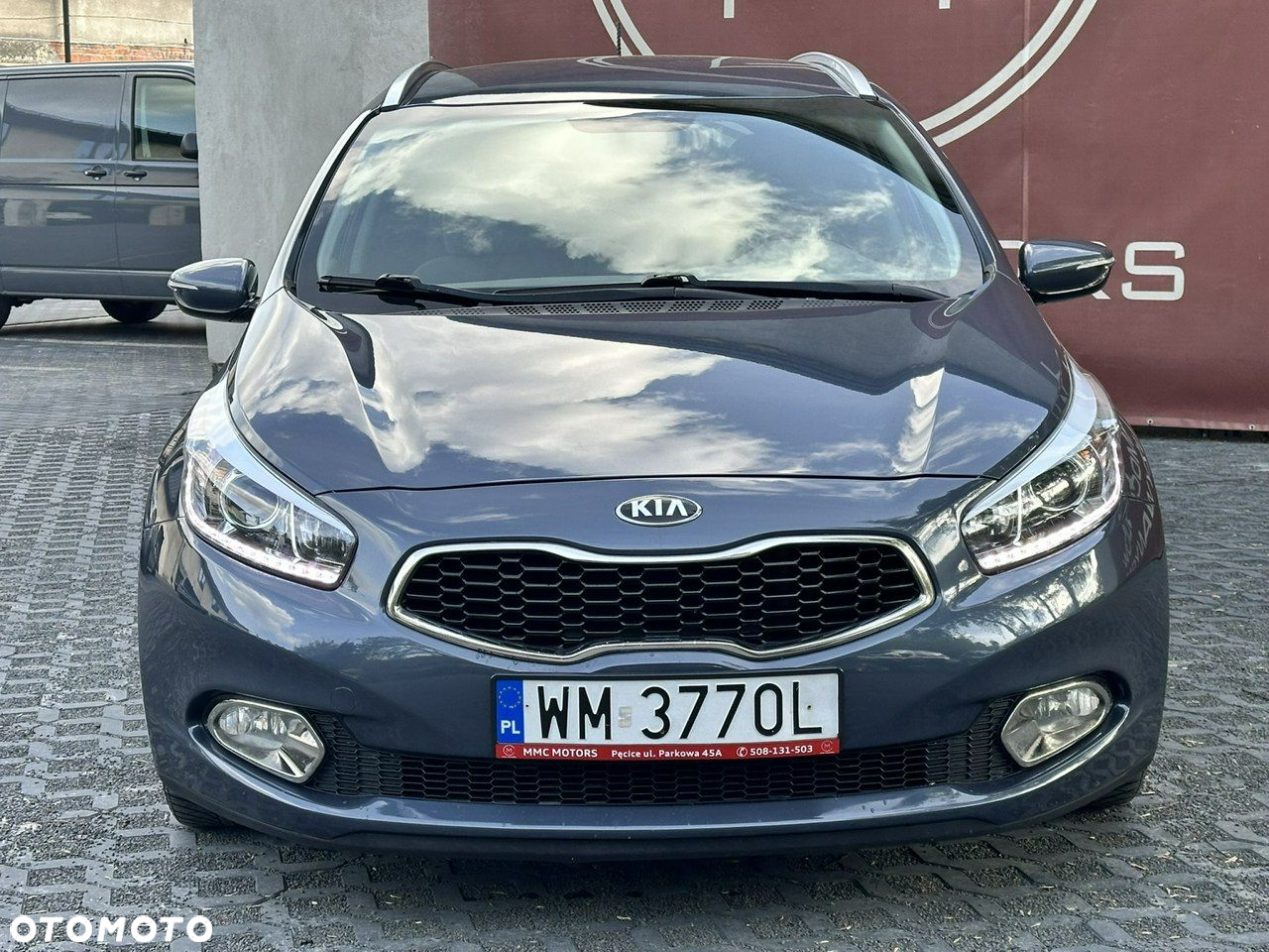 Kia Ceed - 9