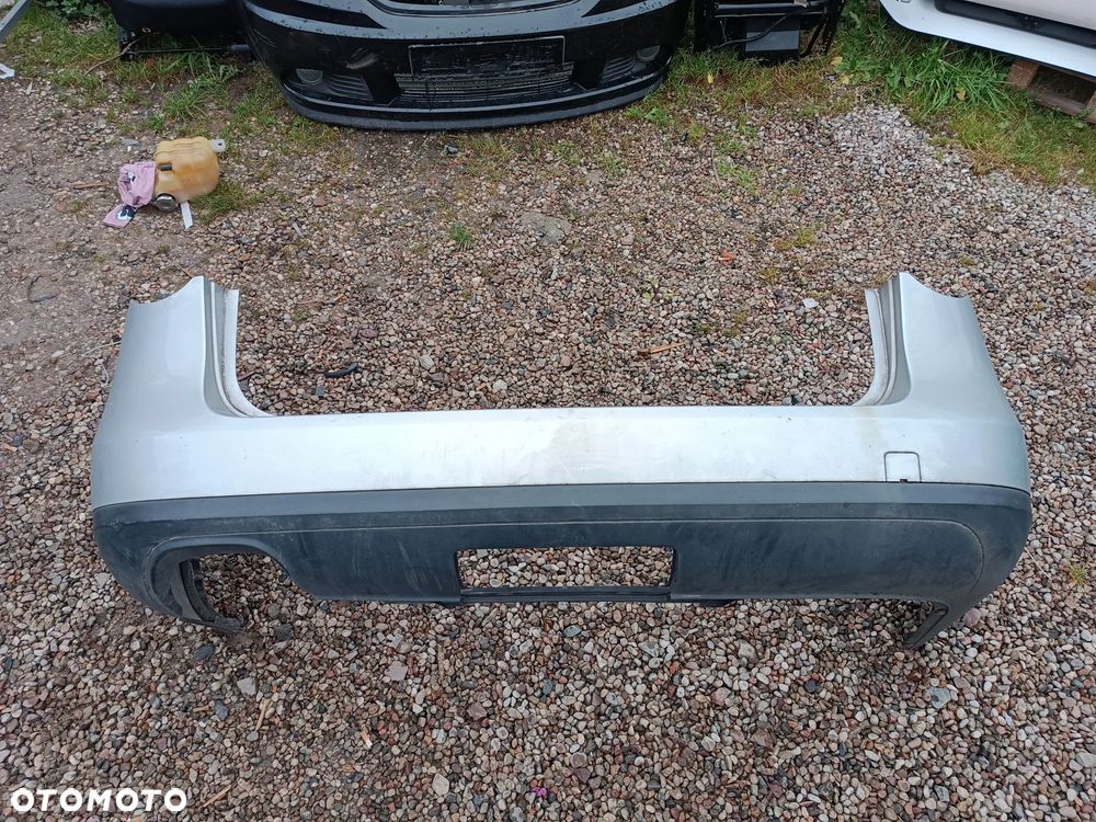 VW PASSAT B6 ZDERZAK TYŁ TYLNY KOMBI LA7W SREBRNY - 1