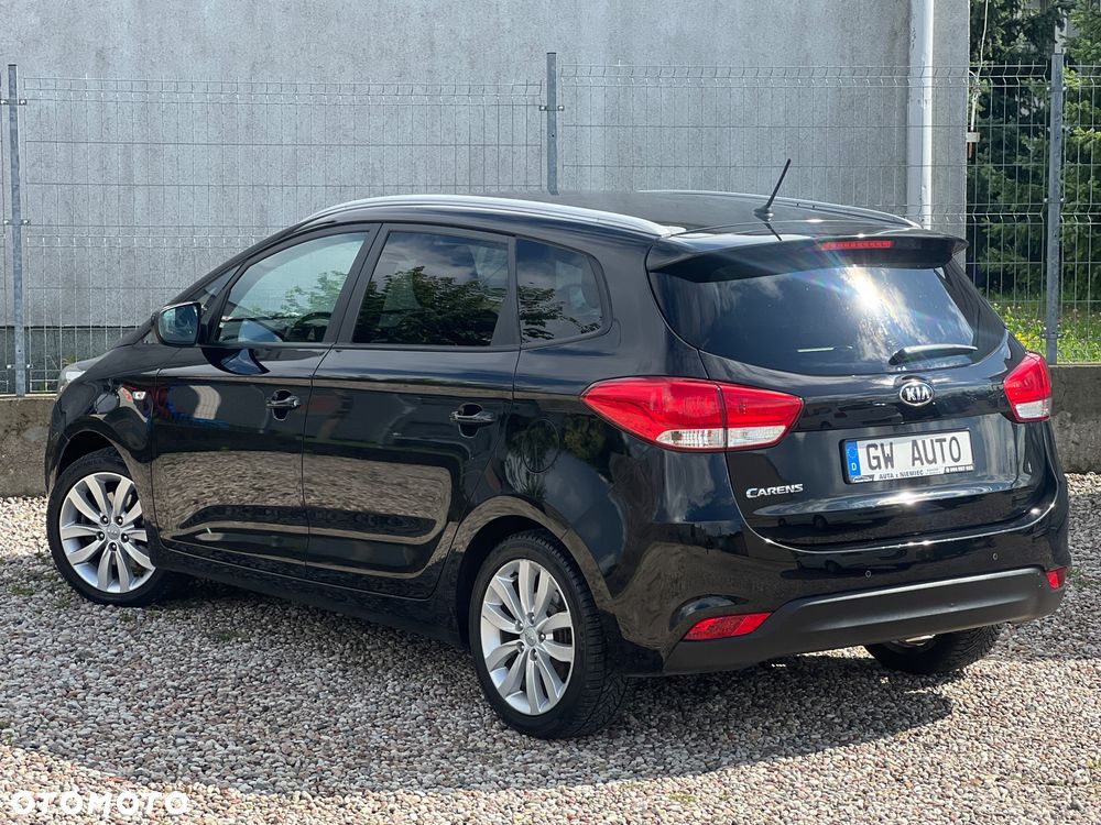 Kia Carens 1.6 GDI Edition 7 - 10