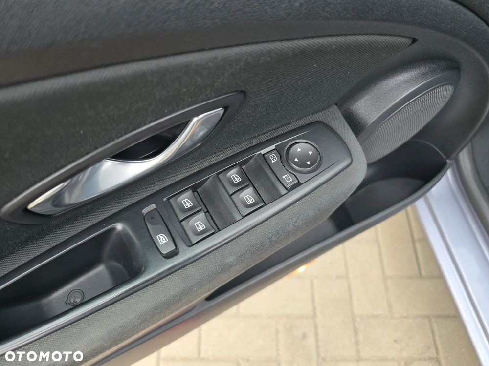 Renault Megane - 24