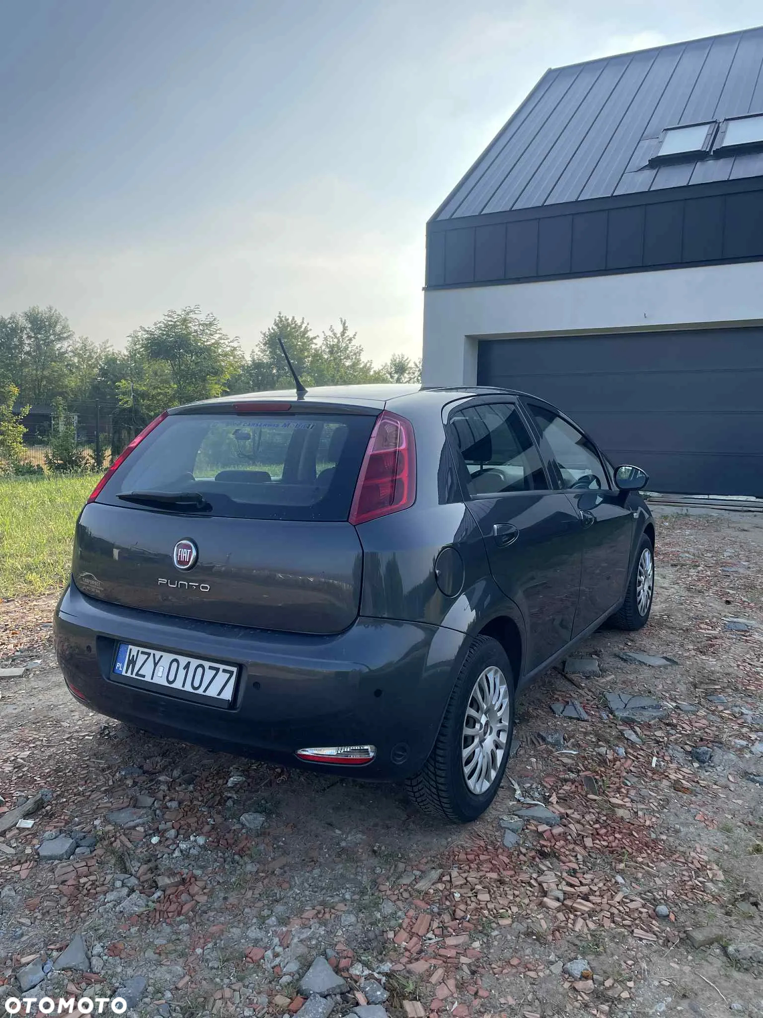 Fiat Punto 1.4 Easy S&S - 4