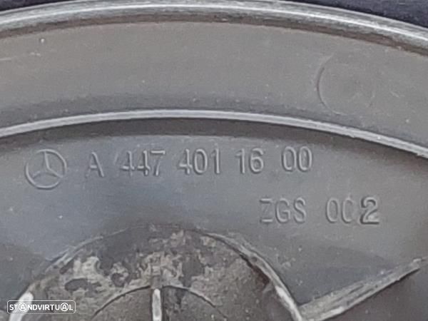 Tampão Mercedes-Benz Vito Caixa (W447) - 2
