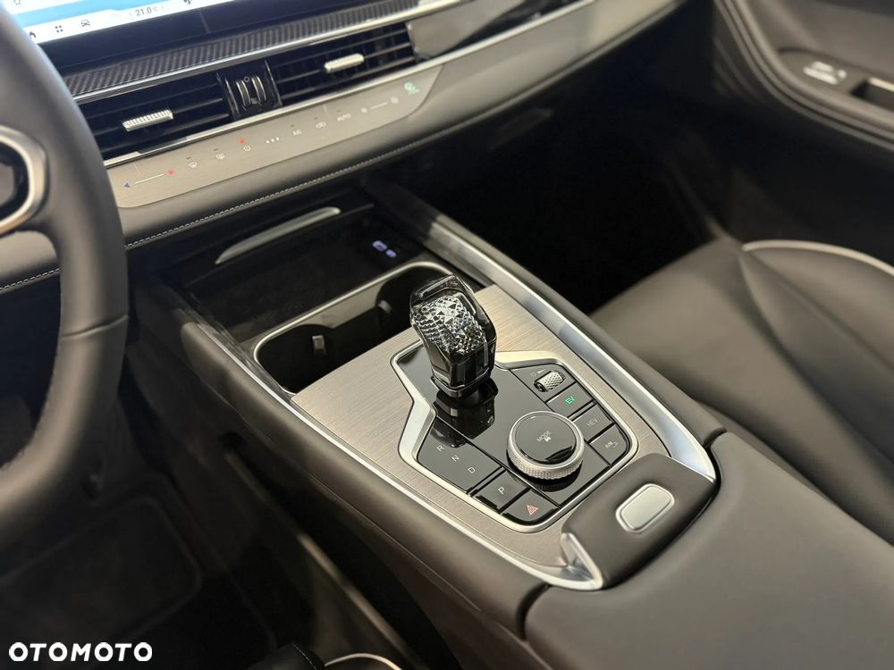 Chery Tiggo 7 1.5 T-GDI Super Hybrid Comfort DHT - 8
