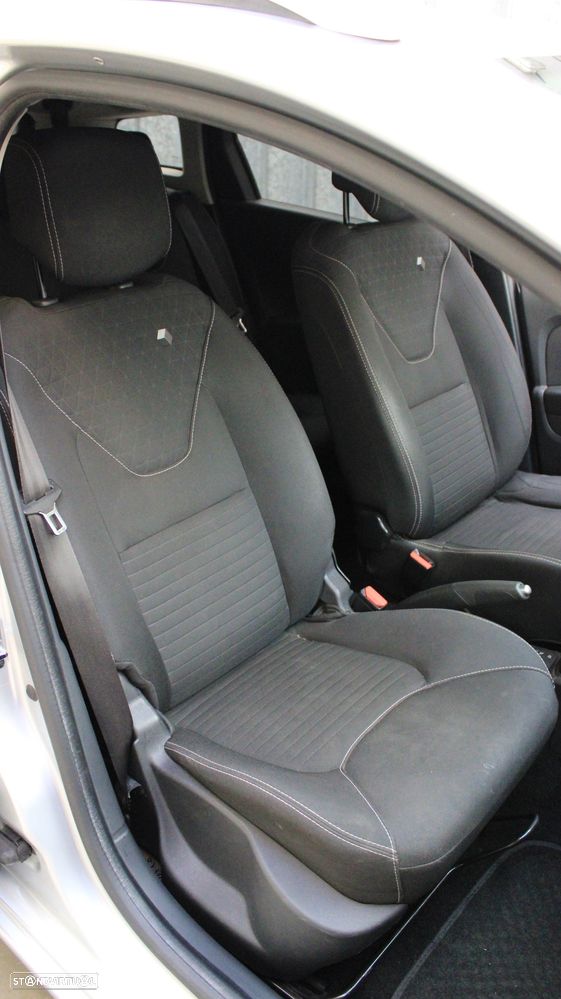 Renault Clio Sport Tourer 0.9 TCe Limited Edition - 11