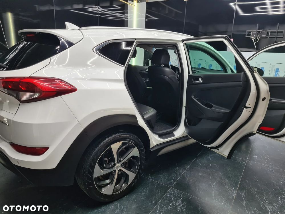 Hyundai Tucson blue 1.7 CRDi 2WD DCT Premium - 17
