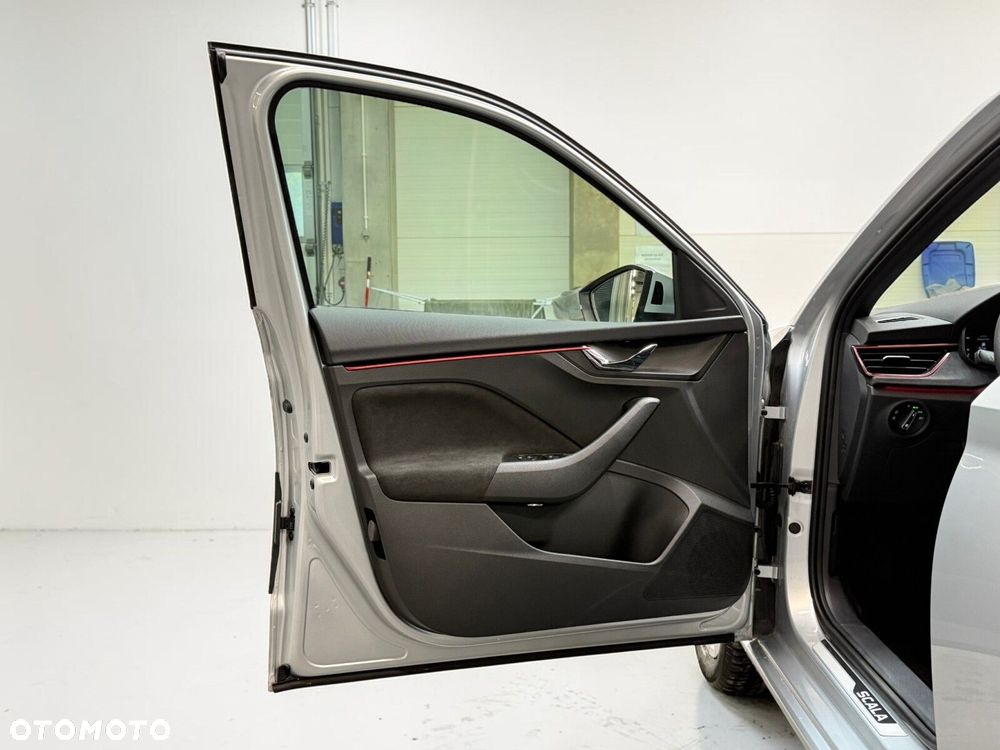 Skoda Scala 1.5 TSI Selection DSG - 17