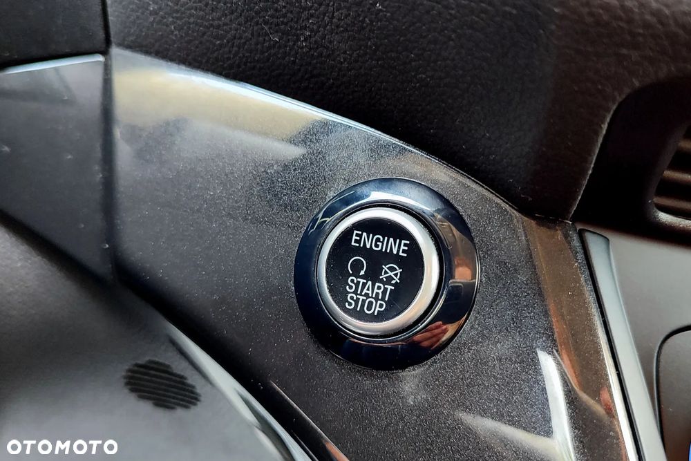 Ford Kuga 1.5 EcoBoost 4x4 Titanium - 23