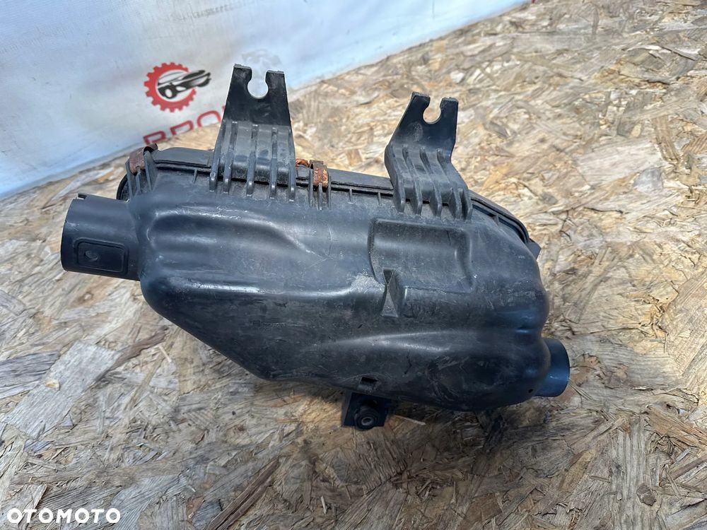 OBUDOWA FILTRA POWIETRZA CHEVROLET SPARK 1.0  96827720 - 2