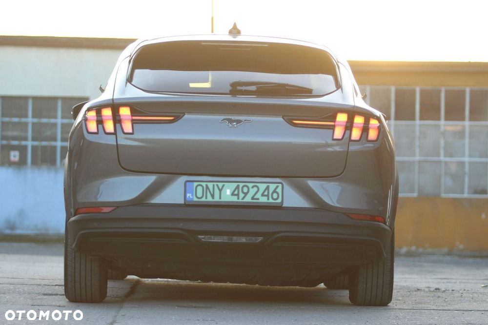 Ford Mustang Mach-E - 34