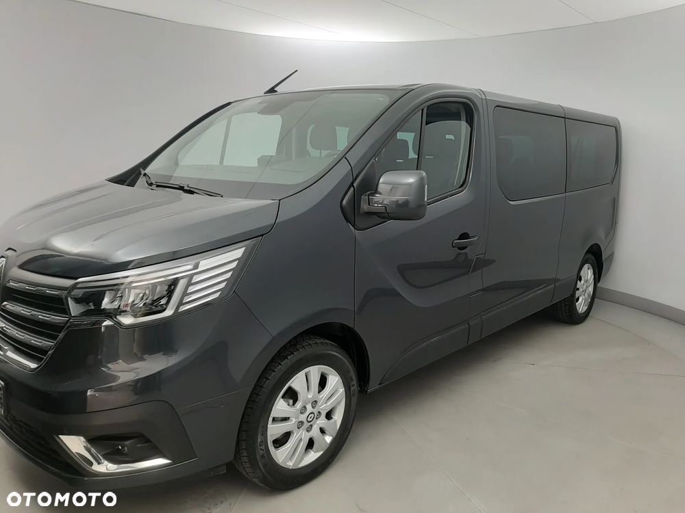 Renault Trafic 2.0 dCi - 10