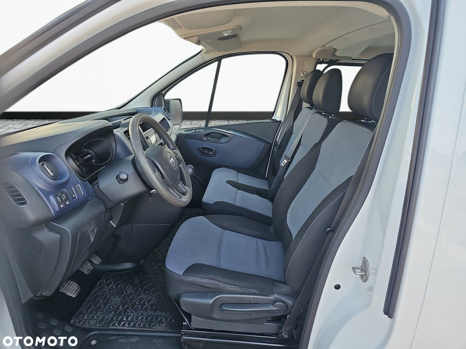Opel Vivaro - 9