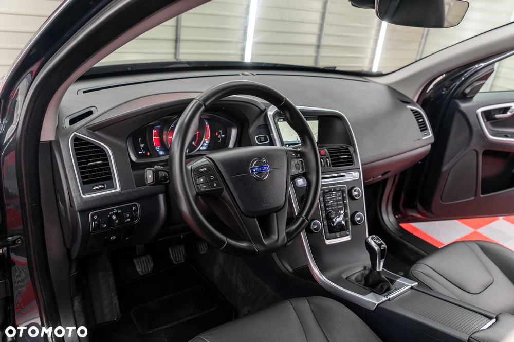 Volvo XC 60 D3 Kinetic - 29