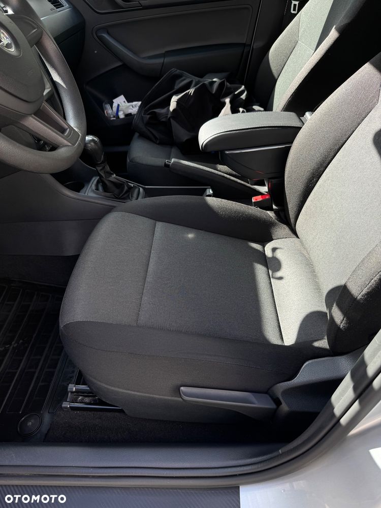 Skoda RAPID 1.6 TDI DPF Active - 21