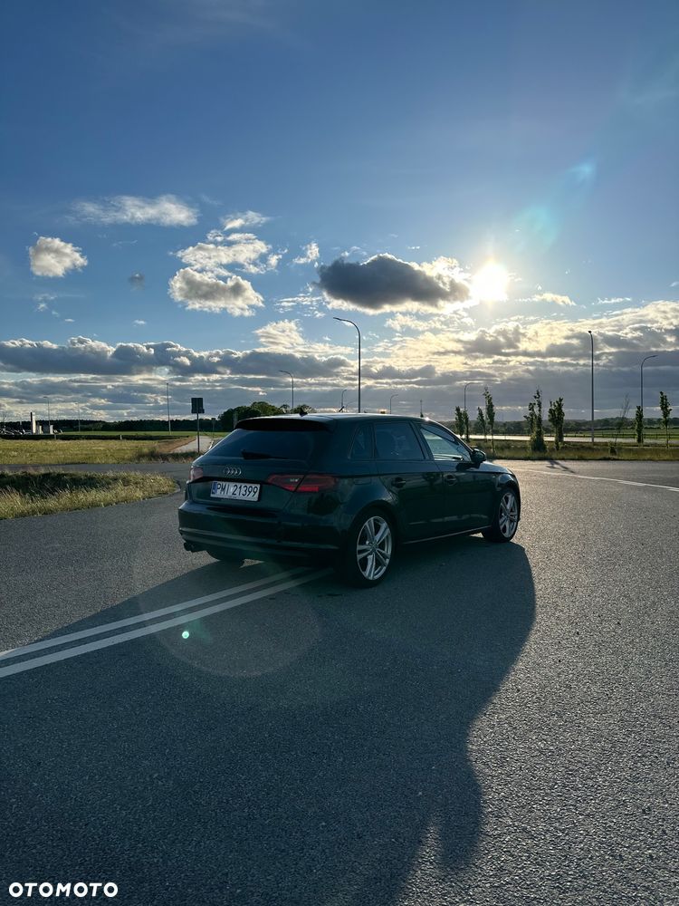 Audi A3 Sportback 2.0 TDI (clean diesel) S tronic Ambition - 4
